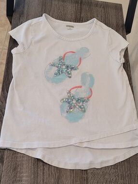 Gymboree Girl's White Short-Sleeve Tee with Sequin Starfish Flip-Flops